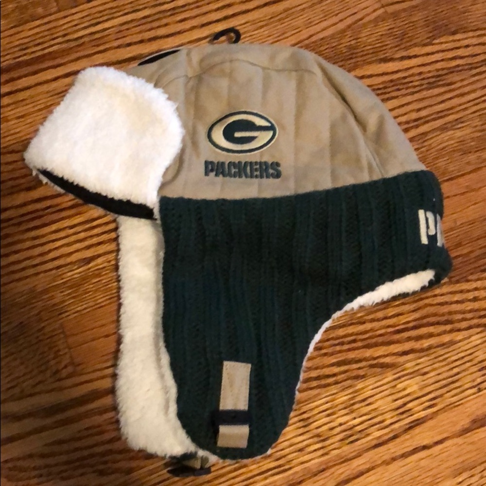 Packer winter hat